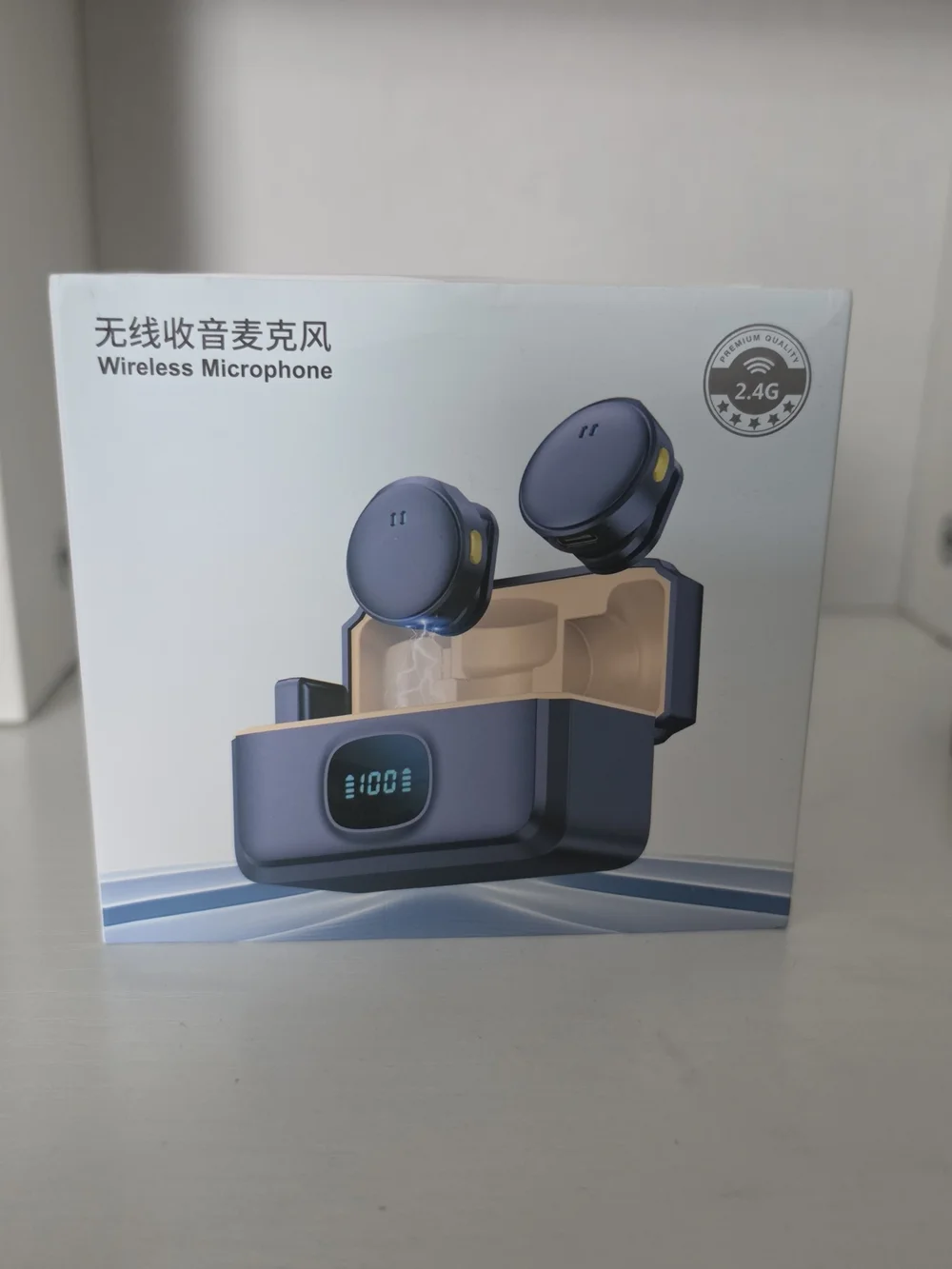 Wireless Microphone with Charging Case - Blue